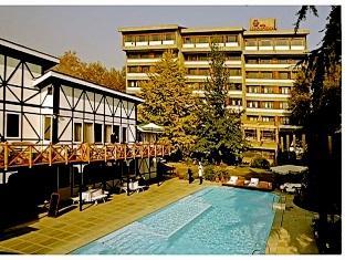 Hotel Broadway Srinagar  Exterior photo