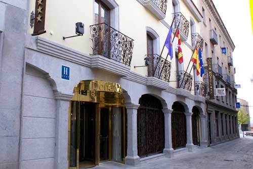 Gran Hotel Dona Ximena Avila Exterior photo