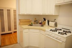 Nyc Two Bedroom Apartment, Ground Floor, 30 Day Min Stay New York Exterior photo