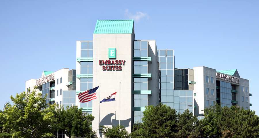 Embassy Suites By Hilton St Louis Airport Bridgeton Exterior photo