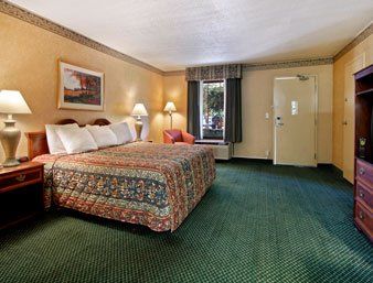 Days Inn & Suites By Wyndham York Room photo