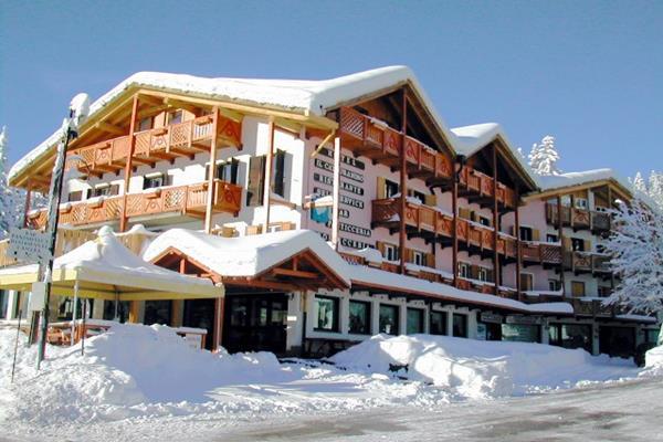 Hotel Il Catturanino Madonna di Campiglio Exterior photo