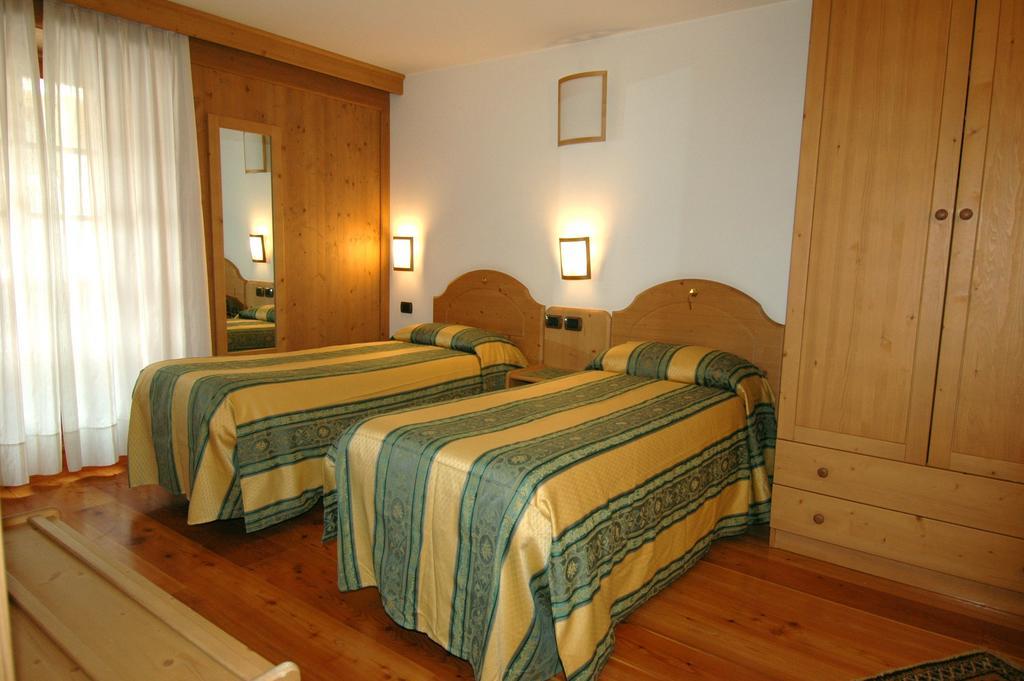 Hotel Sport Santa Caterina Valfurva Room photo