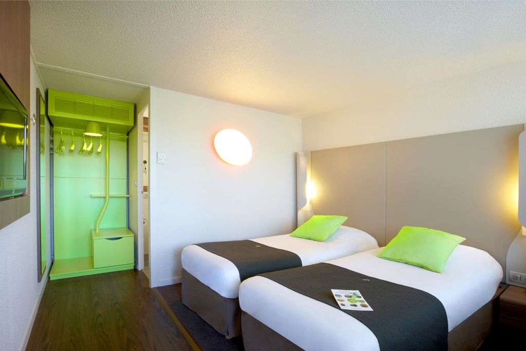 Campanile Orleans - La Source Hotel Room photo
