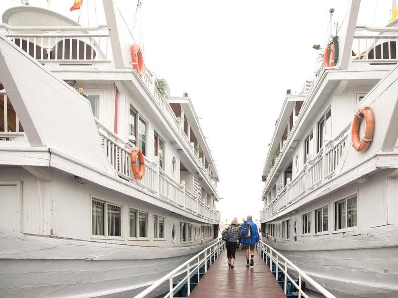 Aphrodite Cruise Ha Long Exterior photo