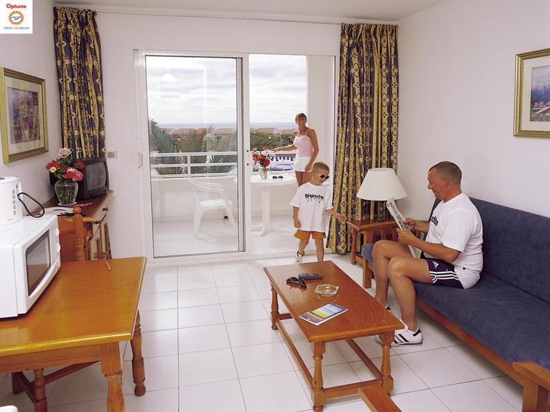 Globales Costa Tropical Apartment Costa De Antigua Room photo