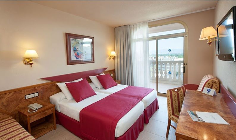 Hotel-Aparthotel Ponient Dorada Palace By Portaventura World Salou Exterior photo