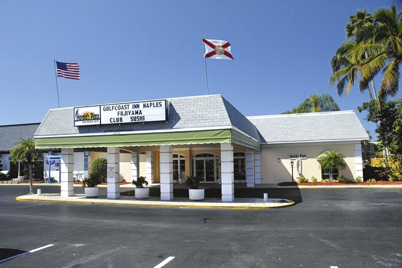 Gulfcoast Inn Naples Exterior photo