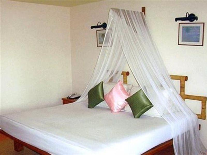 Layan Beach Resort & Spa Village Room photo