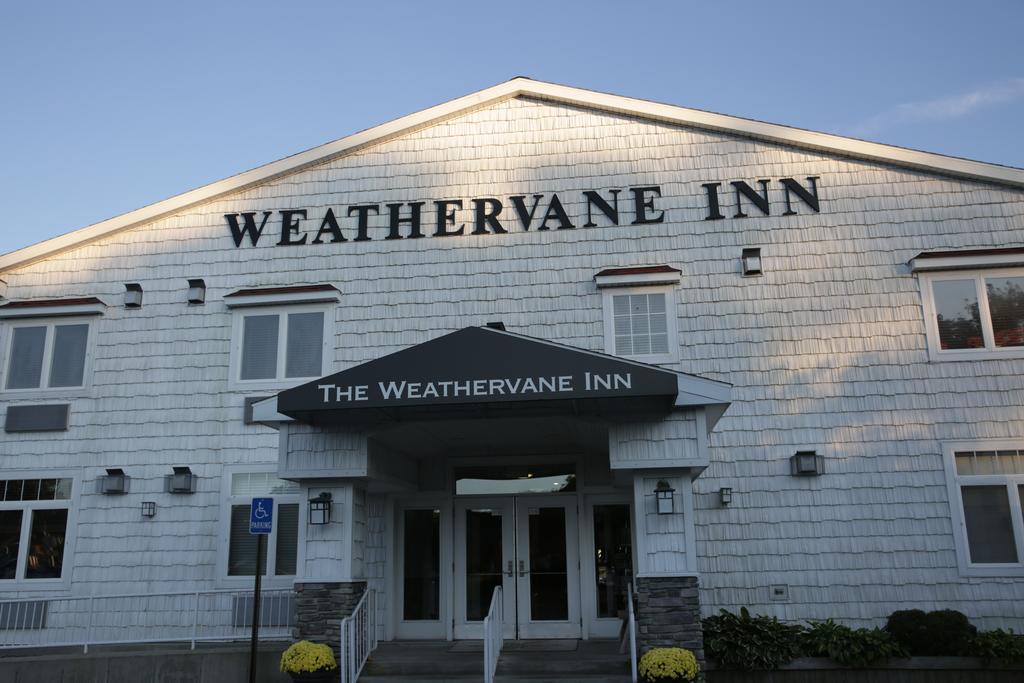 Weathervane Inn Montague Exterior photo