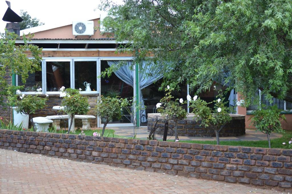 Royal De Swan Guesthouse Randfontein Exterior photo