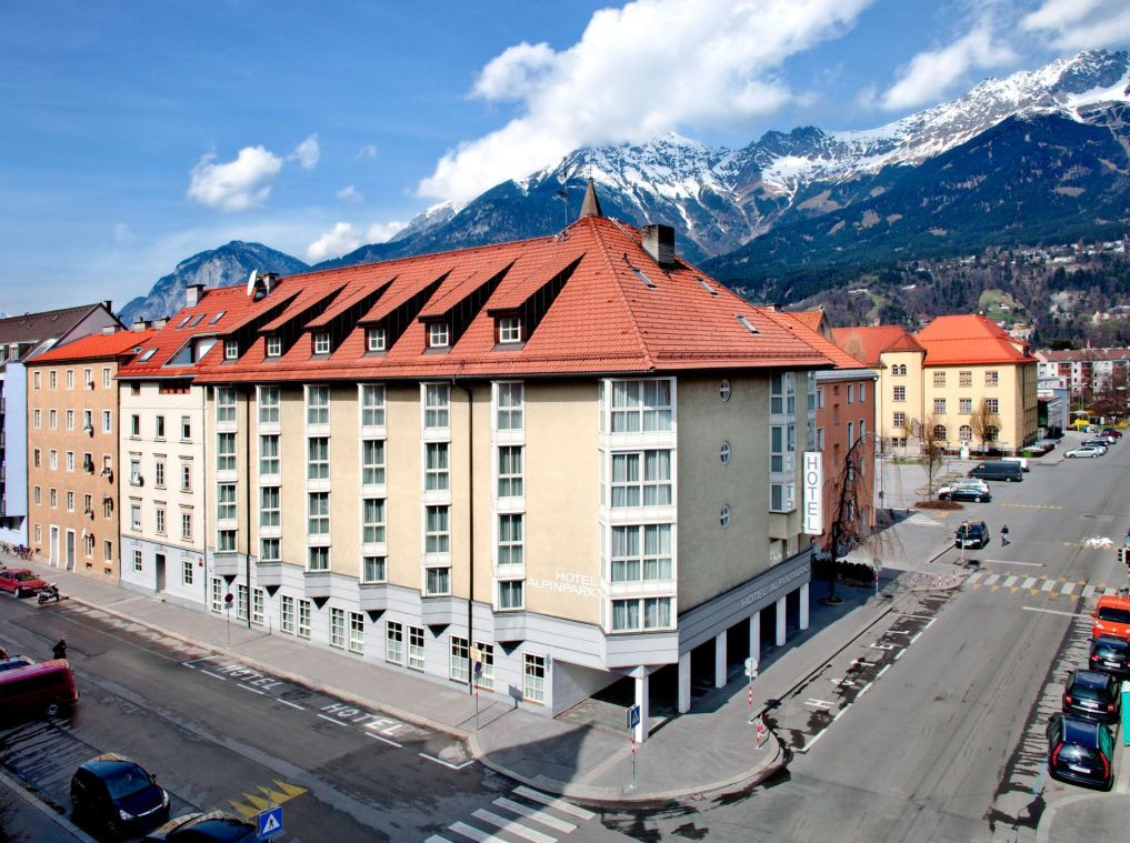 Hotel Alpinpark Innsbruck Exterior photo