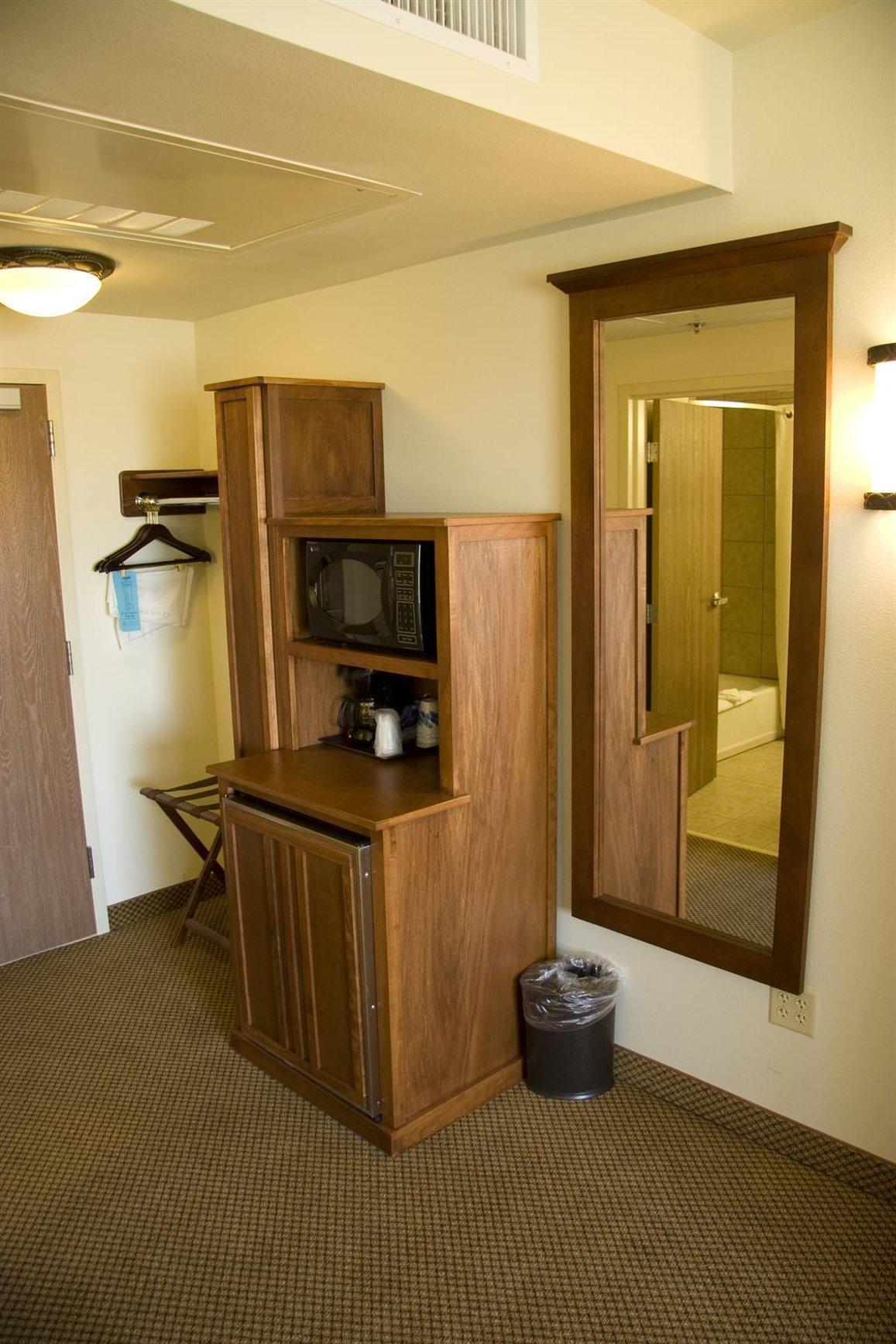 C Mon Inn Hotel Of Casper Wyoming Room photo
