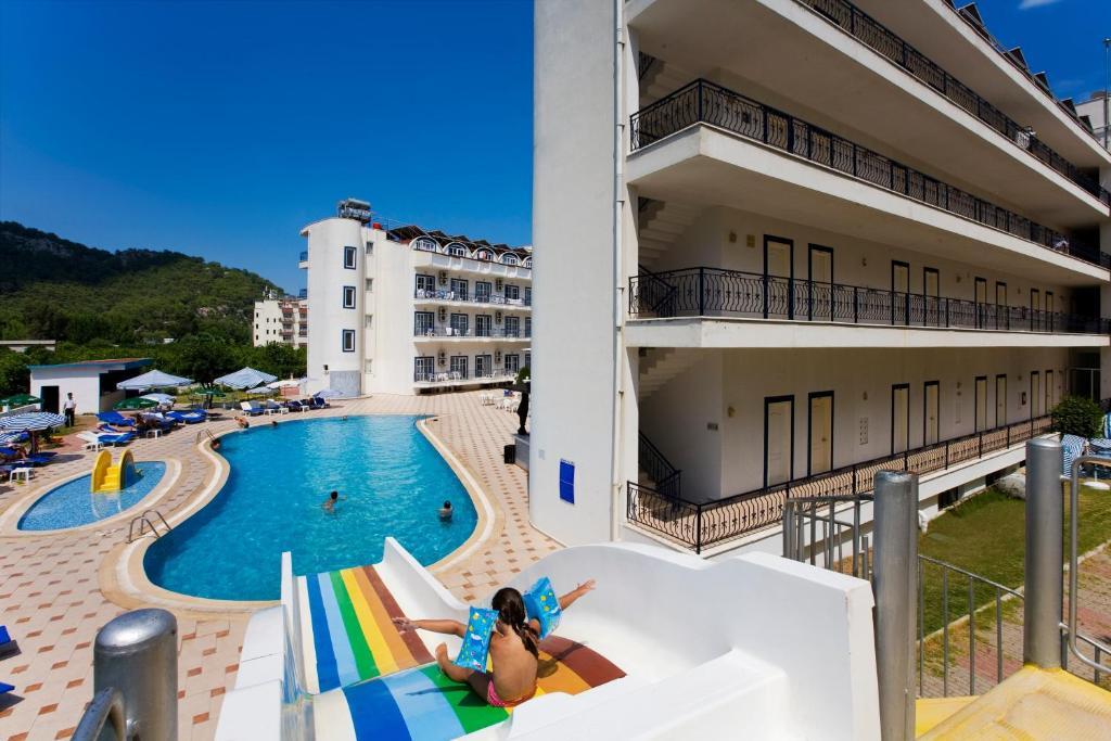 Larissa Blue Hotel Kemer Exterior photo