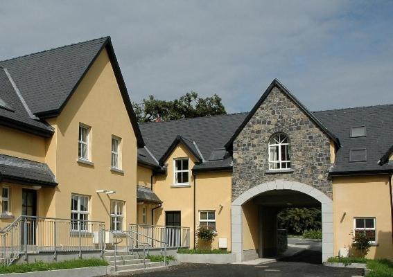 Dundrum House Hotel, Golf & Leisure Resort Room photo