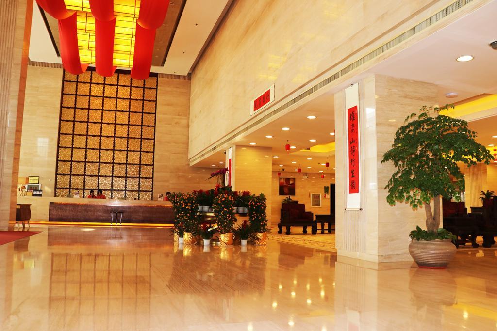 Xiongchu International Hotel Wuhan Exterior photo