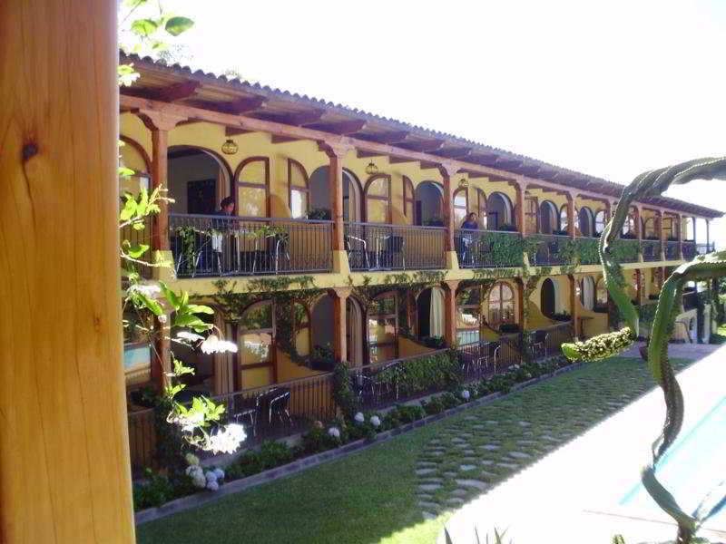 Villa Santa Catarina Panajachel Exterior photo