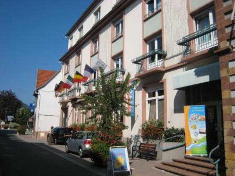 Hotel Majestic Alsace - Strasbourg Nord Niederbronn-les-Bains Exterior photo