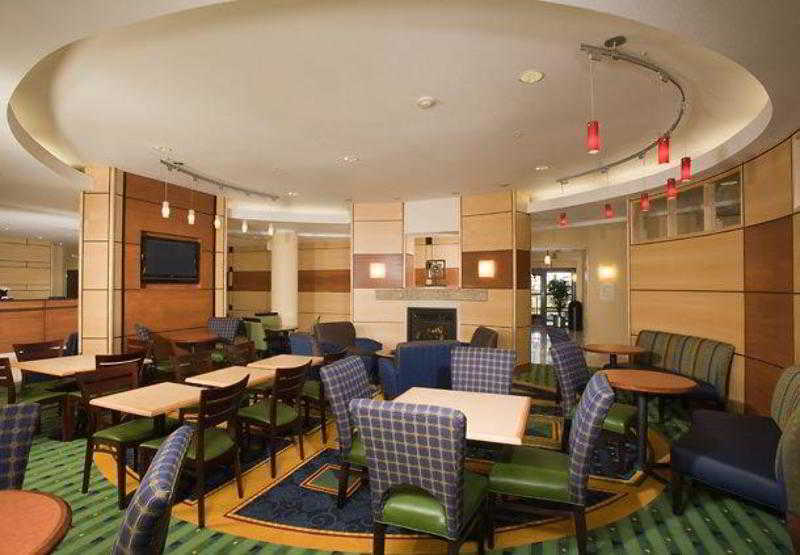 Springhill Suites By Marriott Cheyenne Restaurant photo