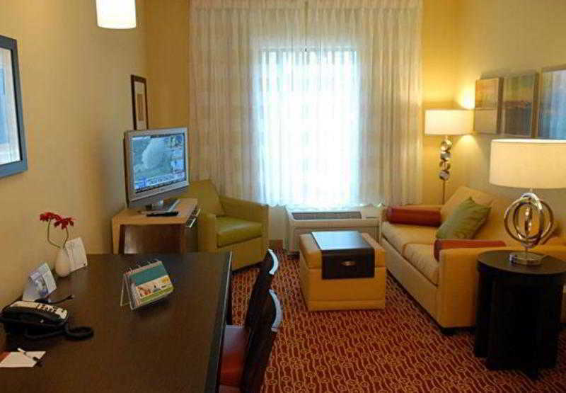 Towneplace Suites Dayton North Room photo