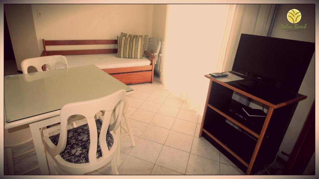 Palm Beach Apart Hotel Florianopolis Room photo