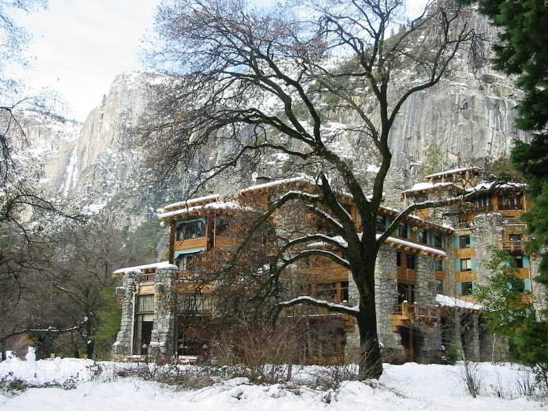 The Ahwahnee Hotel Yosemite Village Exterior photo