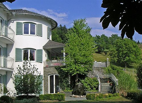 Das Landhaus Hauptmann Portschach am Woerthersee Exterior photo