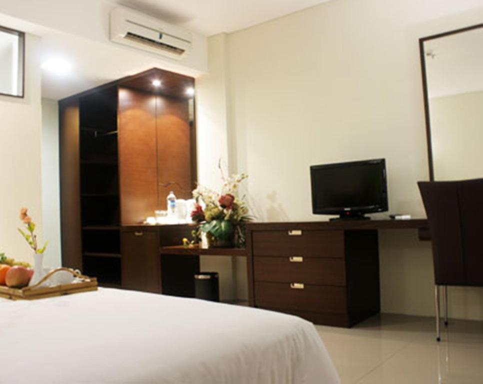 Bamboo Inn Hotel & Cafe Jakarta Room photo
