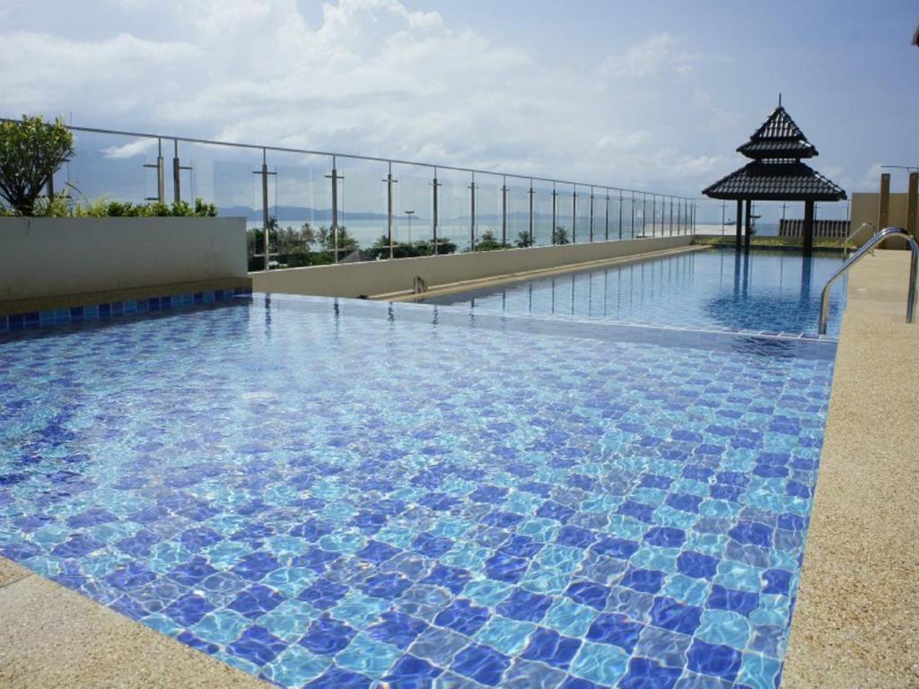 R-Con Sea Terrace Hotel Pattaya Exterior photo