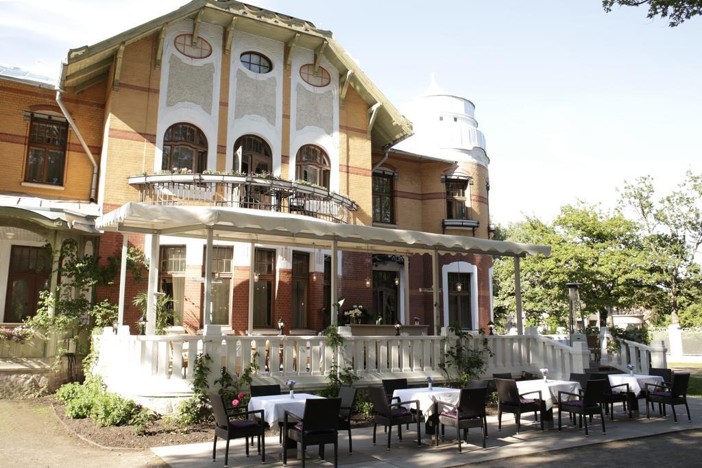 Villa Ammende Restaurant And Hotel Parnu Exterior photo