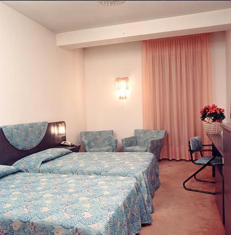 President Hotel Castel Mella Room photo