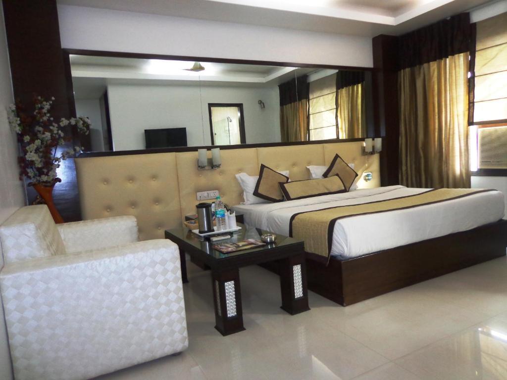 Sohi Residency Hotel New Delhi Room photo