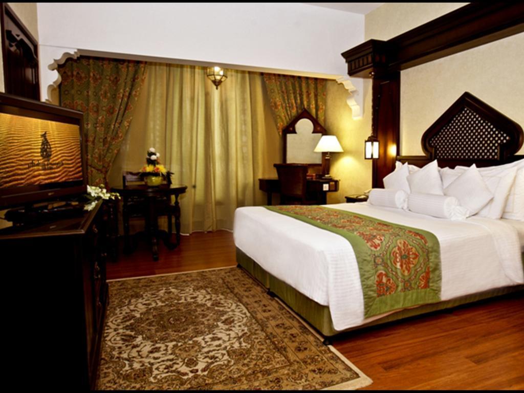 Arabian Courtyard Hotel & Spa Dubai Room photo