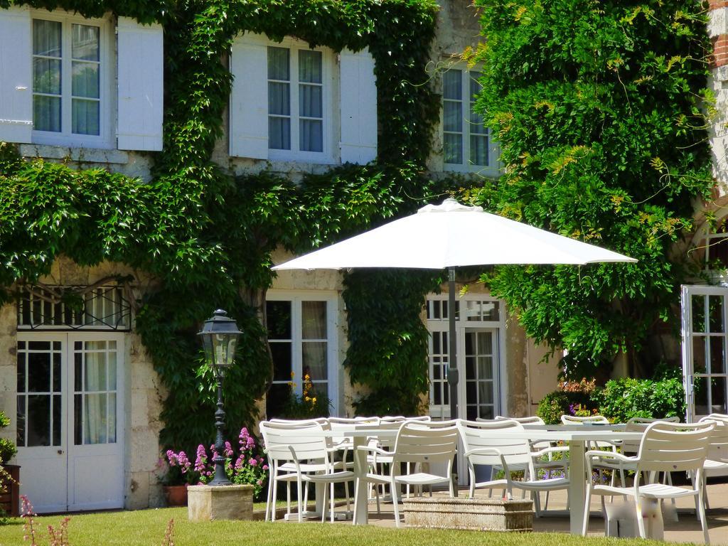 Logis Hotel La Tonnellerie Beaugency Exterior photo