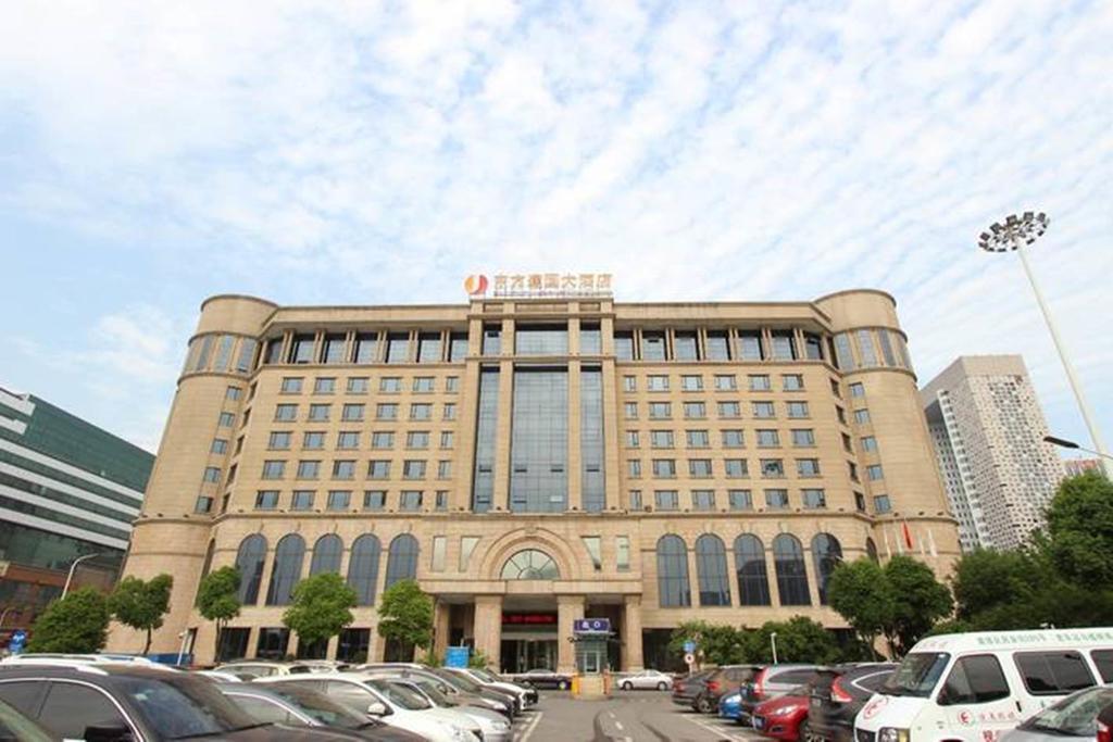 Wuhan Oriental Jianguo Hotel Exterior photo