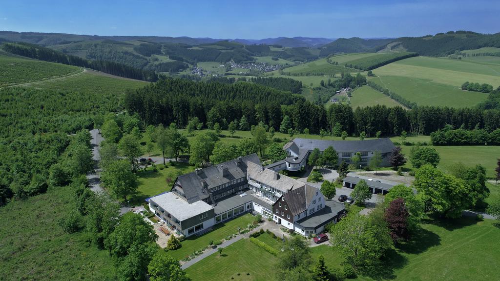 Berghotel Hoher Knochen Winterberg Exterior photo