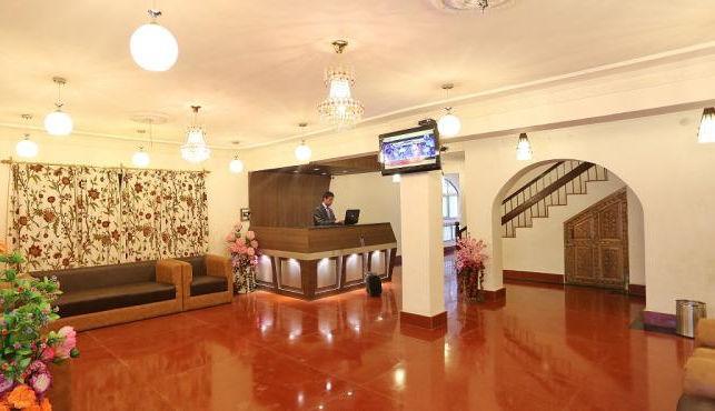 Hotel Ibni Kabeer Srinagar  Exterior photo
