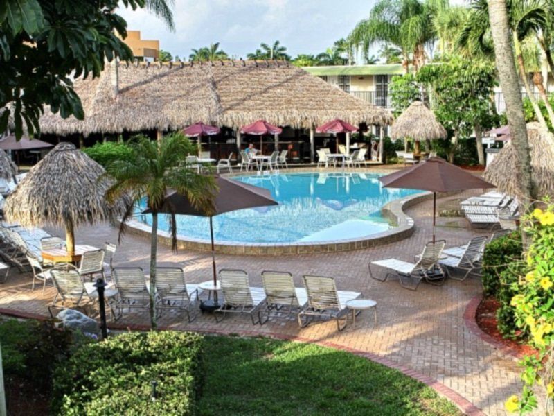 Gulfcoast Inn Naples Exterior photo