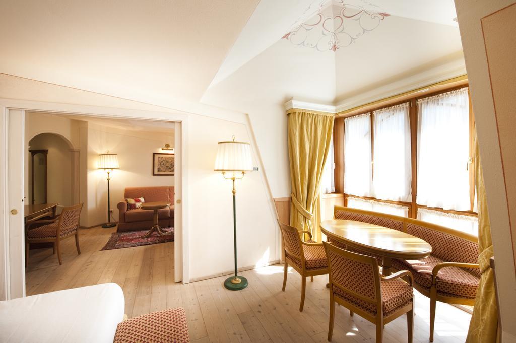 Alpen Suite Hotel Madonna di Campiglio Exterior photo