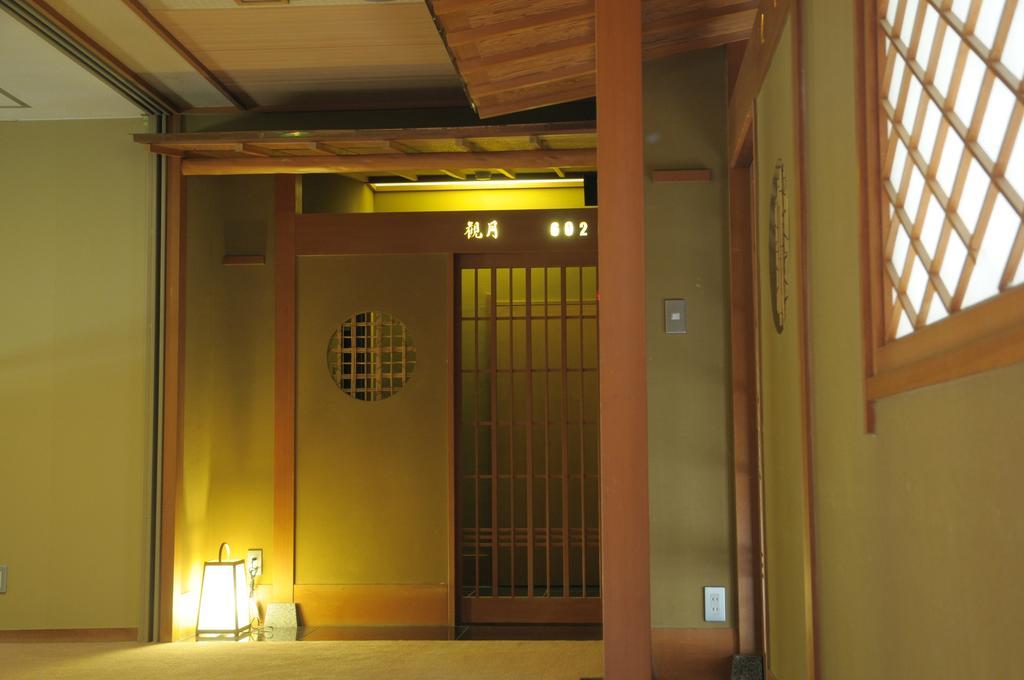 Yugawara Onsen Kawasegien Isuzu Hotel Atami  Exterior photo