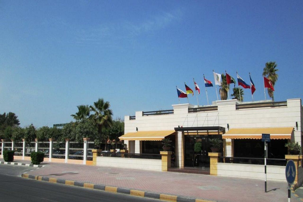 Lou'Lou'A Beach Resort Sharjah Exterior photo