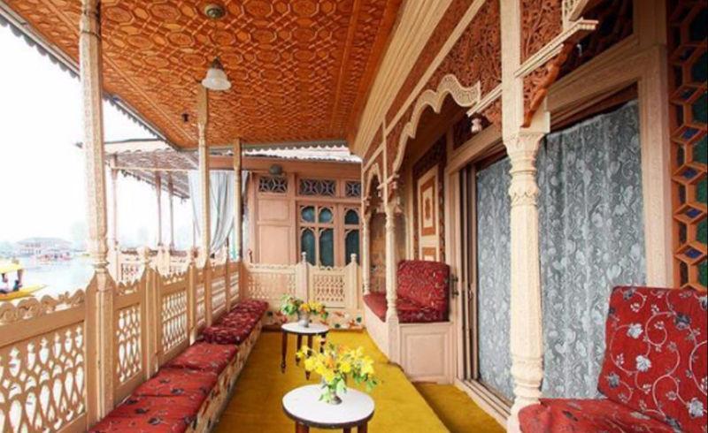 Comfy Royal Dandoo Palace - House Boat Srinagar  Exterior photo