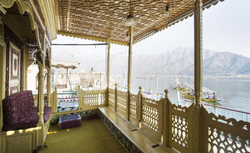 Comfy Royal Dandoo Palace - House Boat Srinagar  Exterior photo