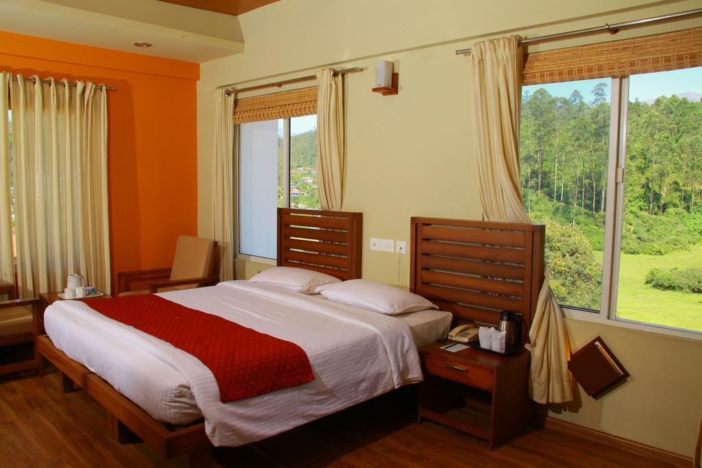 Grand Plaza Hotel Munnar Exterior photo