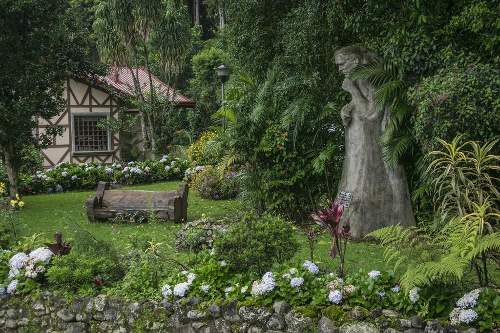 Hotel Chalet Tirol Heredia Exterior photo