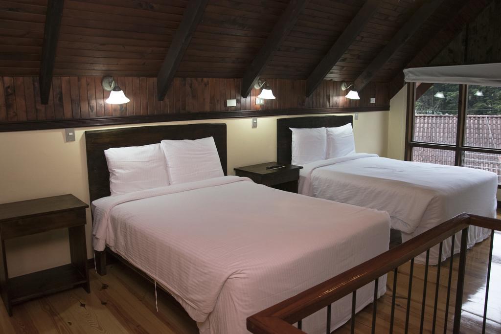 Hotel Chalet Tirol Heredia Room photo