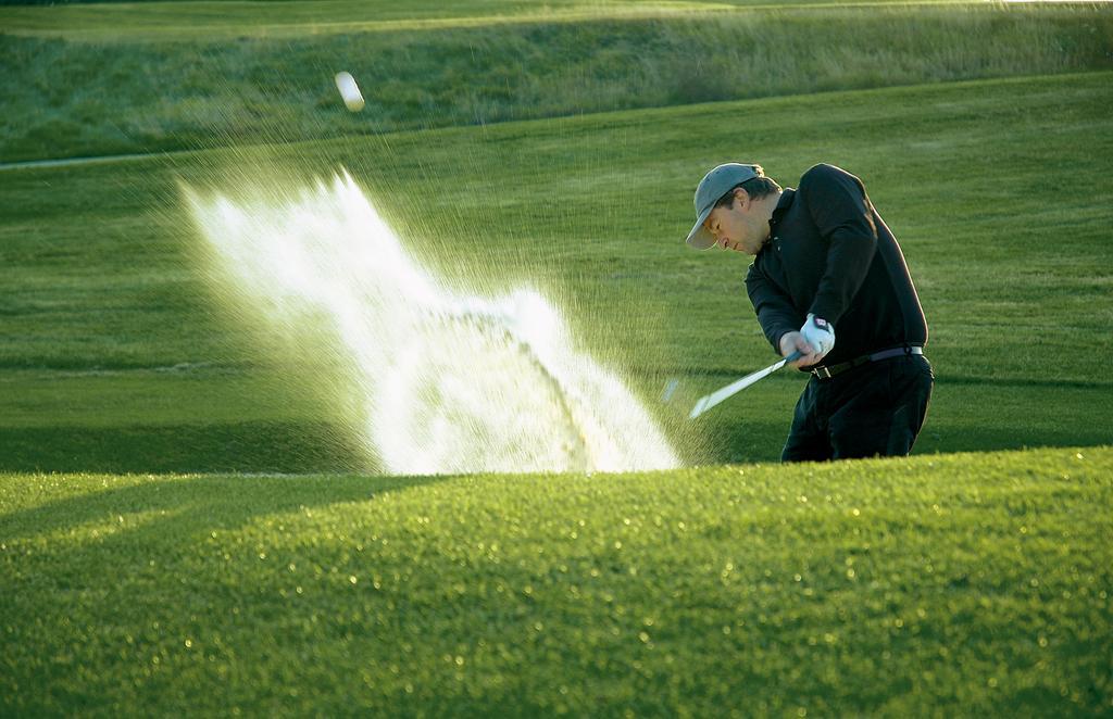 Amiraute Hotel Golf Deauville Exterior photo