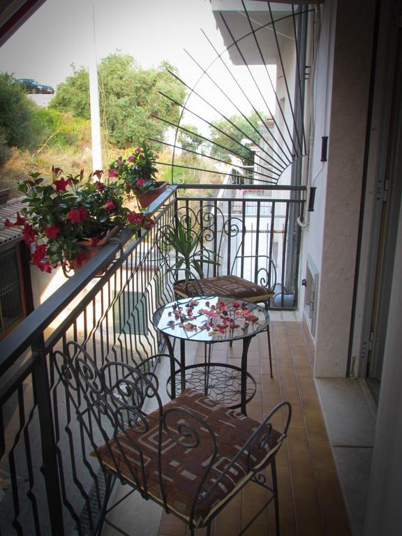 Tano'S Apartment Giardini Naxos Exterior photo