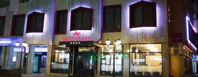 Daily Plaza Hotel Suceava Exterior photo