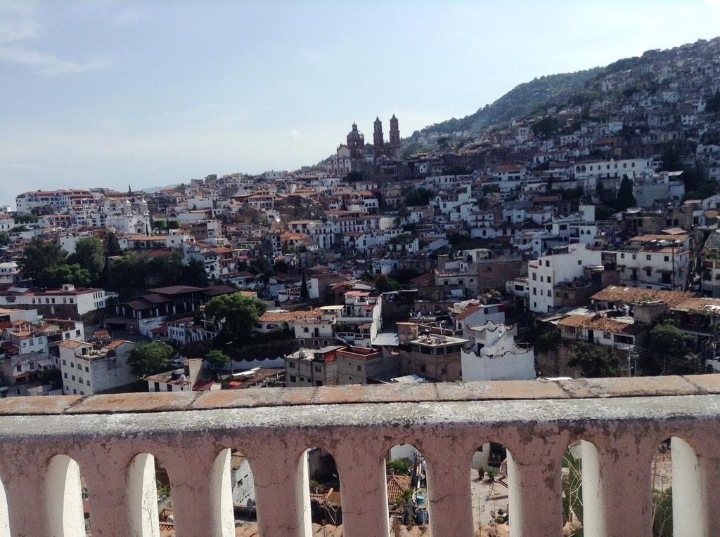 Posada De La Mision, Hotel Museo Y Jardin Taxco de Alarcon Exterior photo